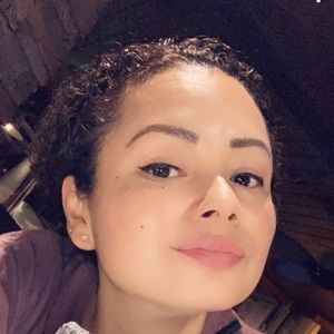 Meet your Posher, Rosalinda